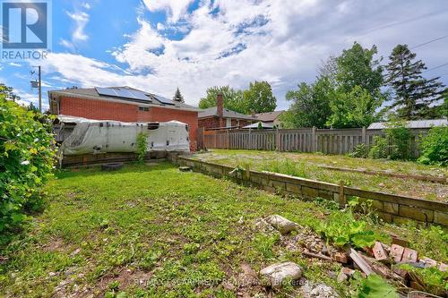 689 Burgess Avenue, Hamilton, ON 