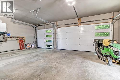 139 Mannheim Crescent, Mannheim, ON - Indoor Photo Showing Garage