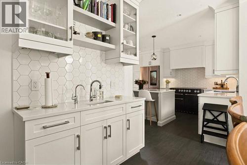 126 Davidson Boulevard, Dundas, ON 