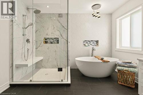 126 Davidson Boulevard, Dundas, ON 