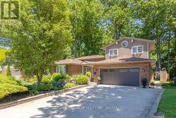 26 BUTLER CRESCENT St. Catharines (Lakeshore), ON L2M 7B3