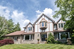 1 Kusins Court  Hamilton, ON L9H 6Z4