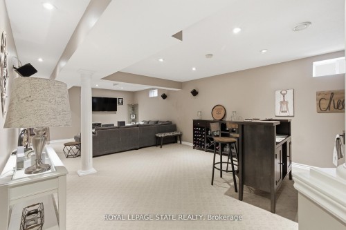 84 Duncairn Crescent, Hamilton, ON 