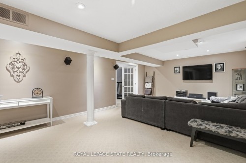 84 Duncairn Crescent, Hamilton, ON 
