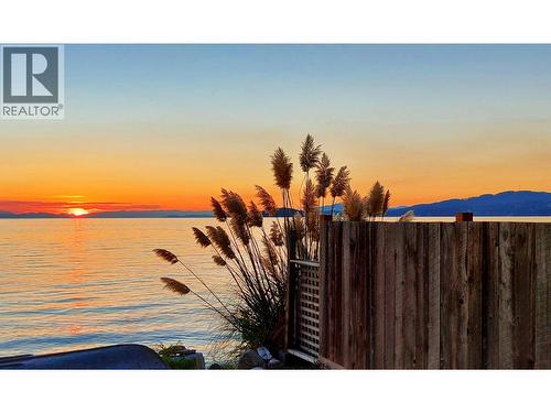 5160 Ridgeview Drive, Sechelt, BC 