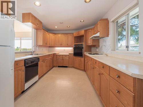 5160 Ridgeview Drive, Sechelt, BC 