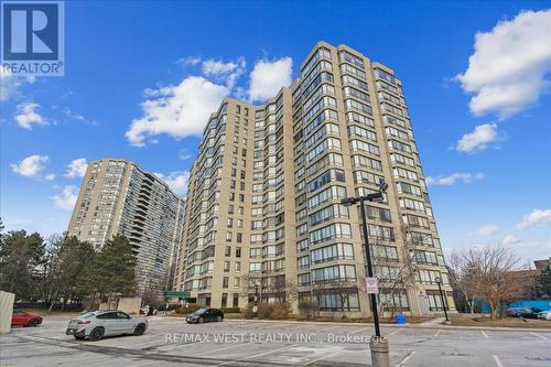 905 - 26 HANOVER ROAD  Brampton, ON L6S 4T2