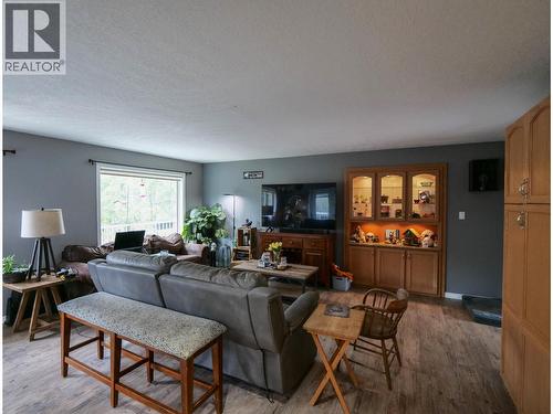 221 S Phillips Road, Quesnel, BC 