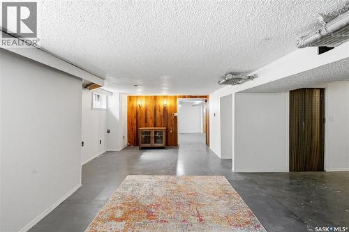606 Bedford Road, Saskatoon, SK 