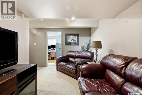 275 Wrigley Crescent, Saskatoon, SK 