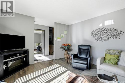 275 Wrigley Crescent, Saskatoon, SK 