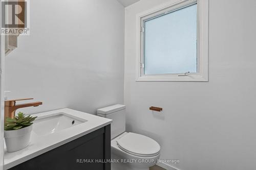 1038 Arnot Road, Ottawa, ON 