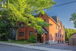 103 - 222 RUSSELL AVENUE  Ottawa, ON K1N 7X5