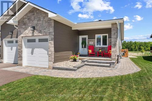323 FORESTVIEW CRESCENT  Renfrew, ON K7V 0C4