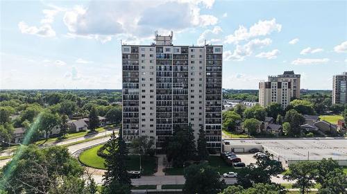 5D-1975 Corydon Ave, Winnipeg, MB 