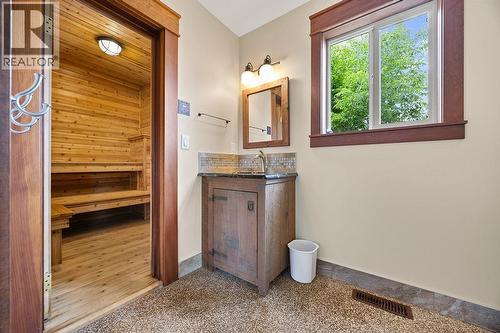 Sauna and 3 pc change room - 13707 Watson Drive, Coldstream, BC 