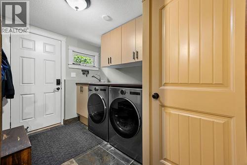 laundry - 13707 Watson Drive, Coldstream, BC 