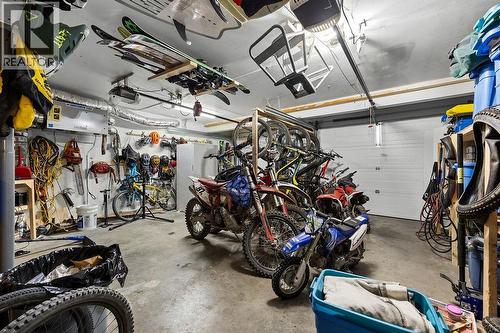 double garage - 13707 Watson Drive, Coldstream, BC 