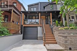116 LEE AVENUE Toronto, ON M4E 2P3