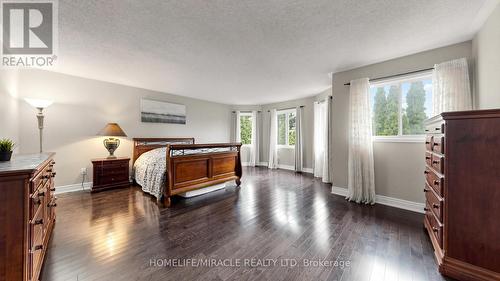 2873 Peacock Drive, Mississauga, ON 