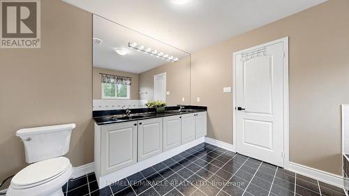 2873 Peacock Drive, Mississauga, ON 