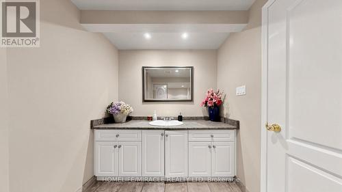 2873 Peacock Drive, Mississauga, ON 