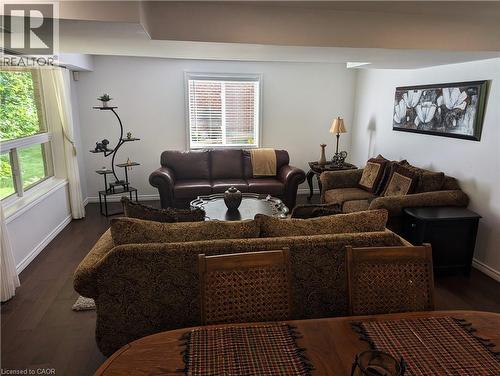 Living room with windows - 561 Marl Meadow Crescent Unit# Lower, Kitchener, ON 