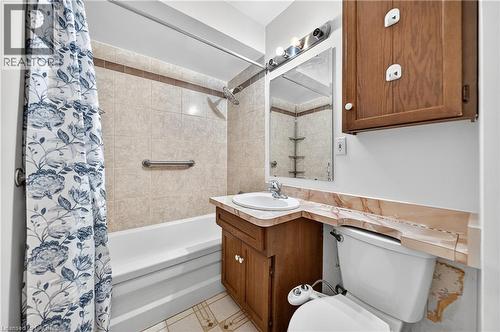497 Victoria Street S, Kitchener, ON - Indoor Photo Showing Bathroom