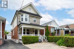 270 ROBINA AVENUE Toronto, ON M6C 3Z1