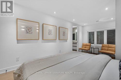 217 Chaplin Crescent, Toronto, ON 