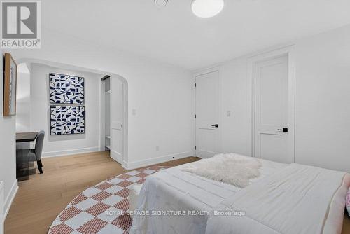217 Chaplin Crescent, Toronto, ON 