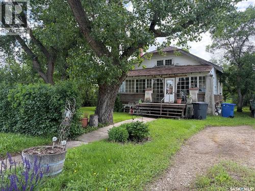 122 Farm Avenue, Gull Lake, SK 