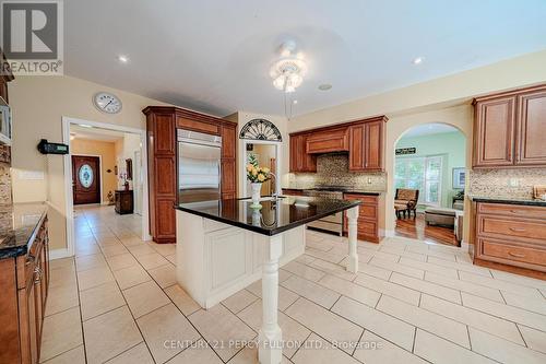 30 Willowgate Dr - kitchen - 30 Willowgate Drive, Markham, ON 