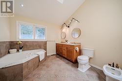 30 Willowgate Dr - washroom - 