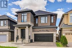 4042 PHOENIX WAY Oakville, ON L6H 3R1