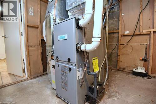 Modern HVAC system with integrated ductwork - 56 Barons Avenue N, Hamilton, ON 