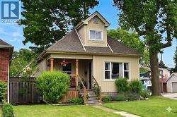 56 BARONS Avenue N  Hamilton, ON L8H 5A4