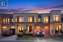 18 GHENT DRIVE Vaughan, ON L4H 4T8