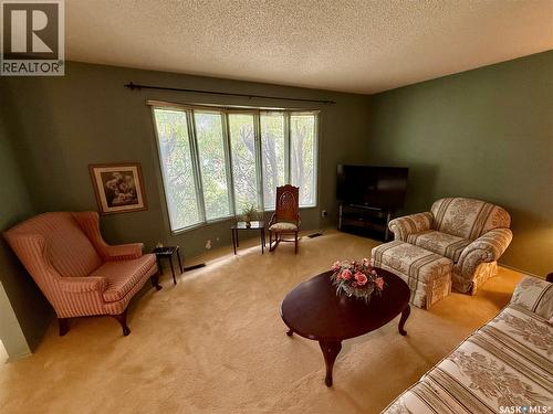 15 Fuhrmann Crescent, Regina, SK 