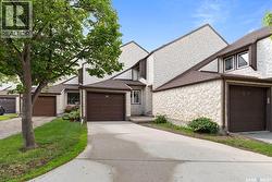 24 Cannington MEWS  Regina, SK S4S 5Z7