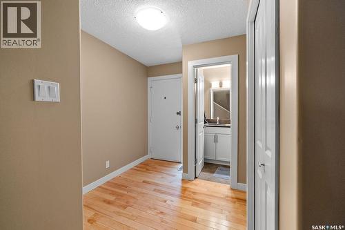 24 Cannington Mews, Regina, SK 