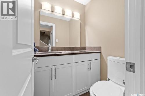 24 Cannington Mews, Regina, SK 