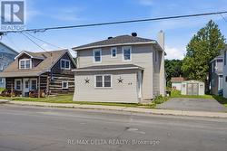 49 LOCHIEL STREET E North Glengarry, ON K0C 1A0
