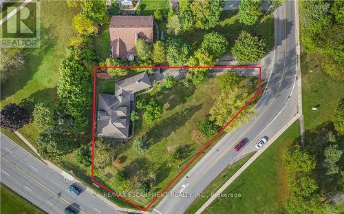 21 FIRST AVENUE  Welland, ON L3C 1X7