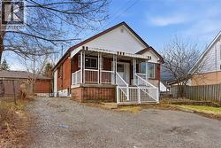 880 LAWRENCE Road  Hamilton, ON L8K 2A3
