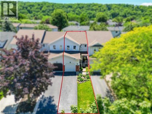 16 Walker Court, Grimsby, ON - Outdoor With View