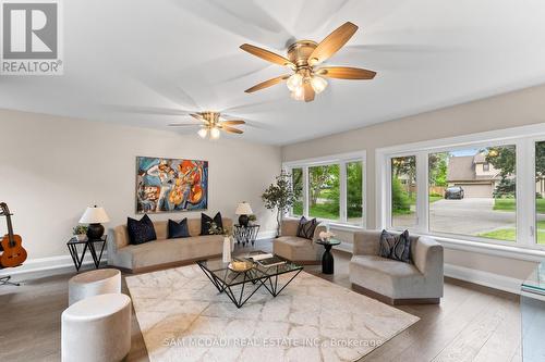 1481 Bunsden Avenue, Mississauga, ON 