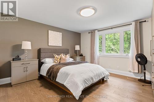 1481 Bunsden Avenue, Mississauga, ON 