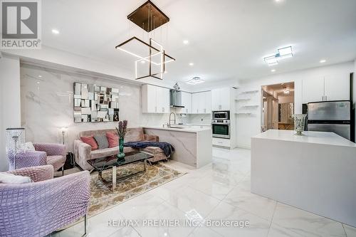 3067 Doyle Street, Mississauga, ON 