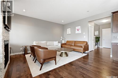 3504 Green Lily Road, Regina, SK - Indoor Photo Showing Living Room